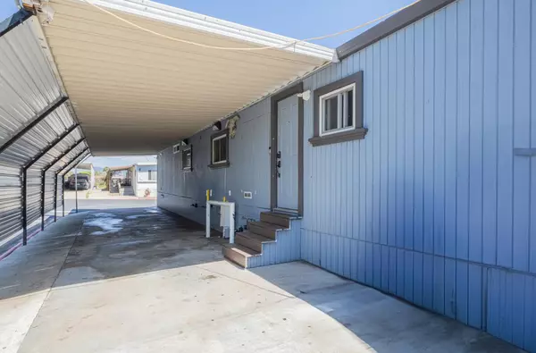 Salinas, CA 93906,255 E Bolivar Street #41