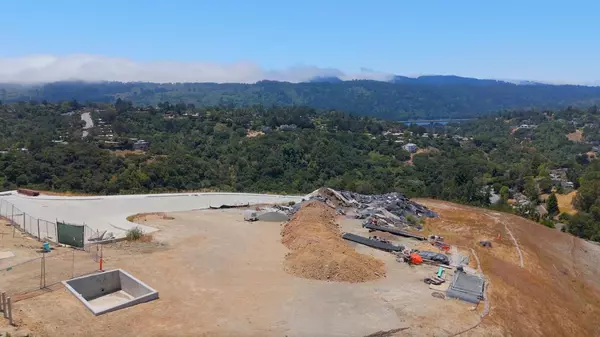 San Mateo, CA 94402,138 Rosewood Lane Lane