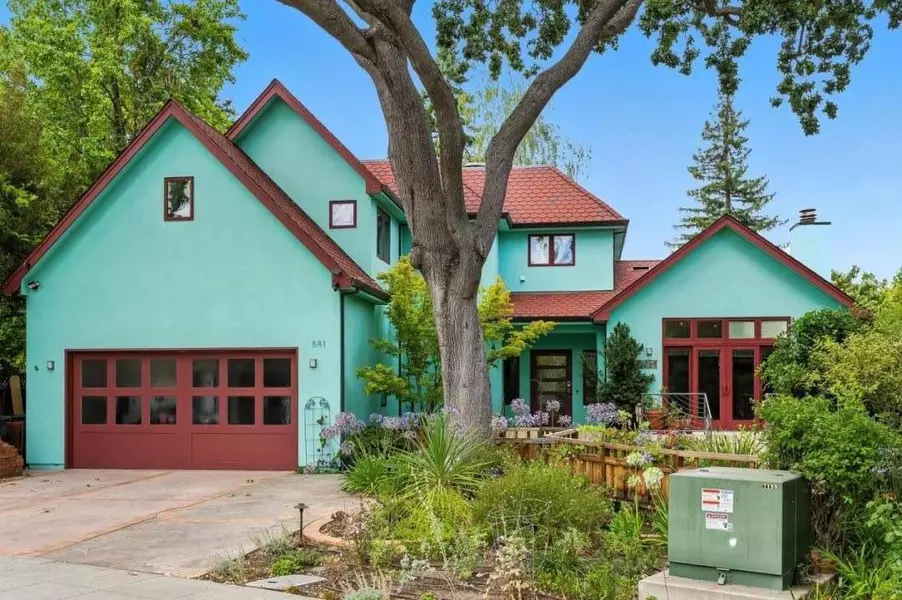881 Northampton Drive, Palo Alto, CA 94303