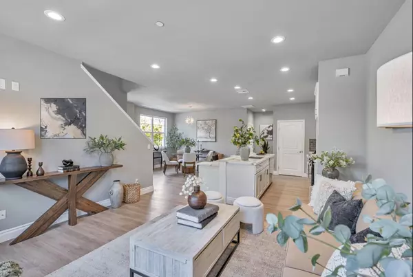 Hayward, CA 94544,24757 O'Neil Avenue
