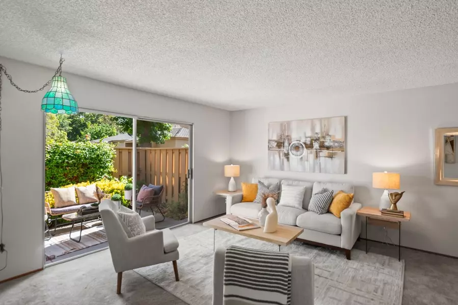 125 Connemara Way #26, Sunnyvale, CA 94087