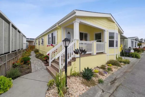 3 Coral Way #3, Half Moon Bay, CA 94019
