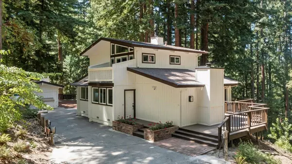 Los Gatos, CA 95033,230 Burrell Court