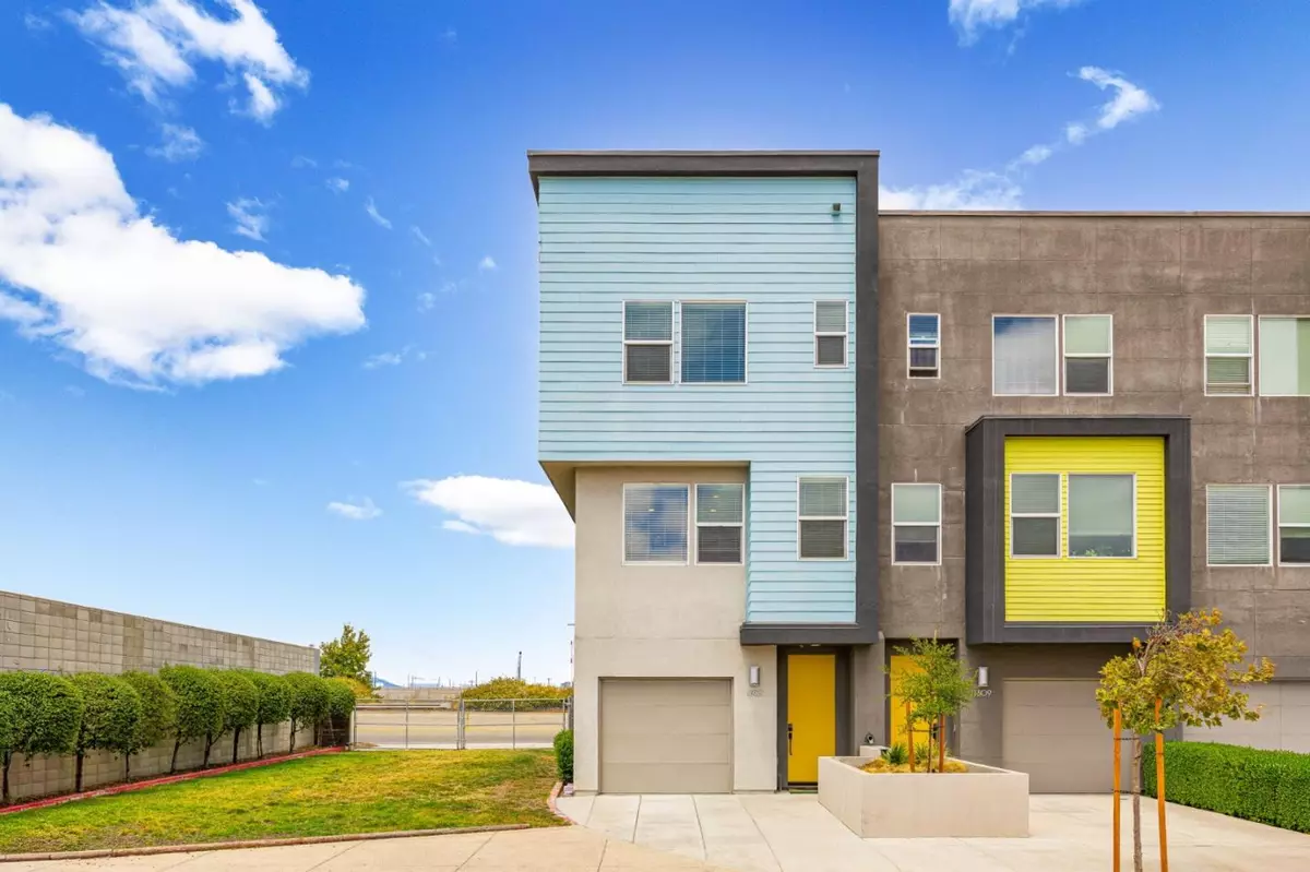Oakland, CA 94607,1307 Pullman Way