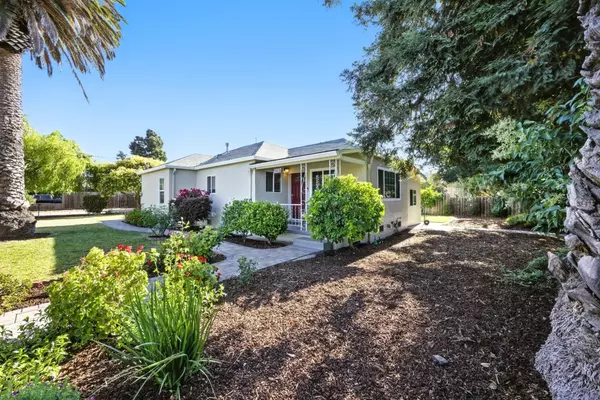 1097 10th Avenue, Redwood City, CA 94063