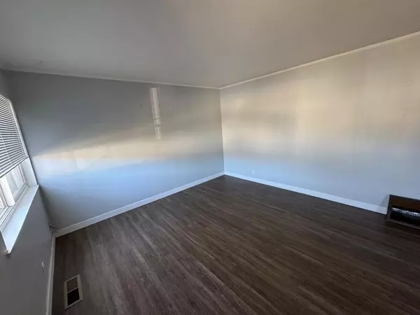 San Mateo, CA 94401,932 N Idaho Street