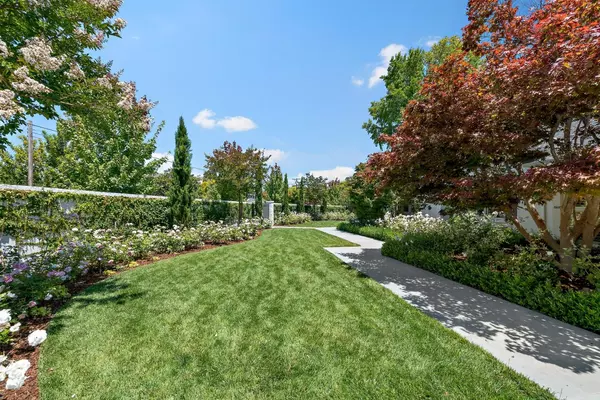 Hillsborough, CA 94010,1715 Forest View Avenue