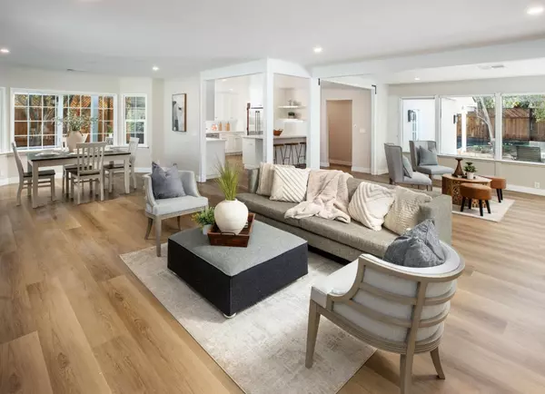 Los Altos, CA 94022,706 University Avenue