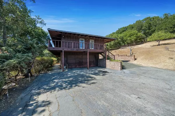 Los Altos Hills, CA 94022,12750 Canario Way