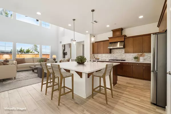 465 Russell Way, Marina, CA 93933