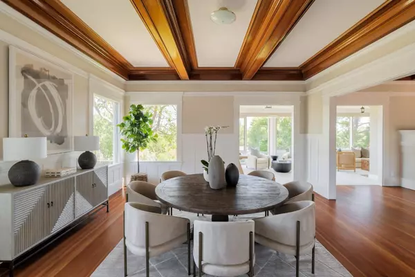Los Altos, CA 94024,730 Mora Drive