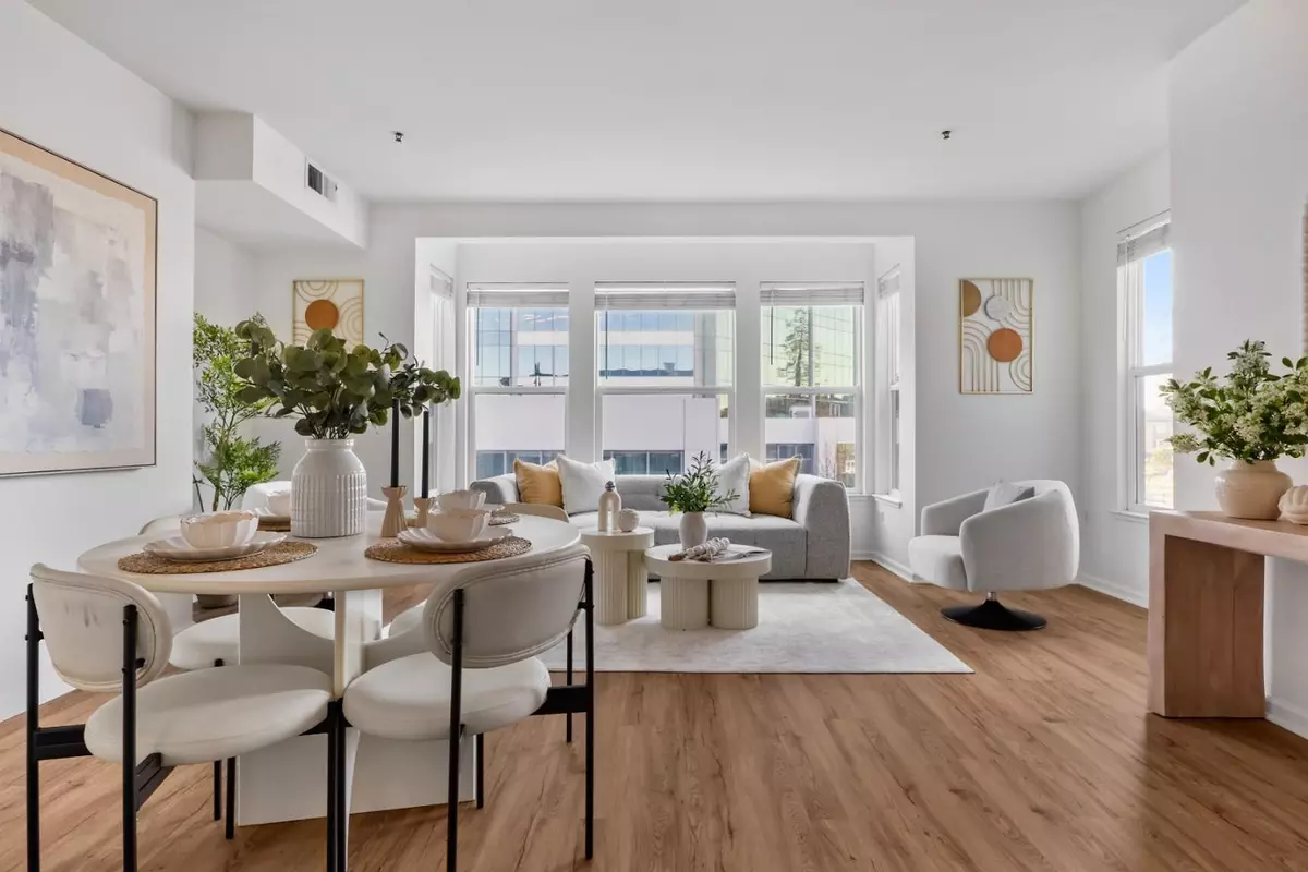 Oakland, CA 94607,655 12th Street #205