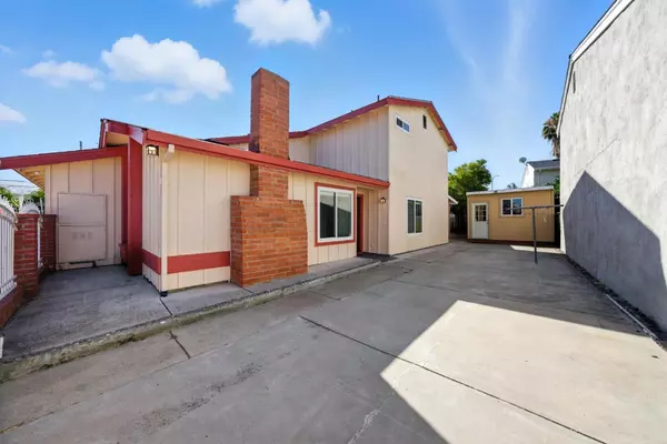 San Jose, CA 95121,2114 Bennighof Court