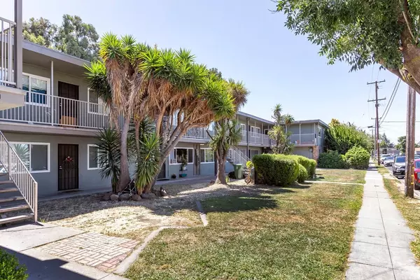 Newark, CA 94560,5366 Saint Mark Avenue