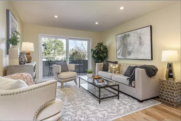 Redwood City, CA 94061,1458 Hudson Street #208