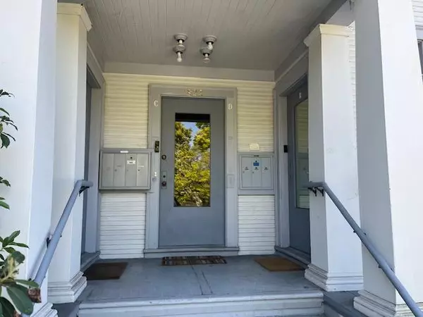 1822 Hearst Avenue #B, Berkeley, CA 94703