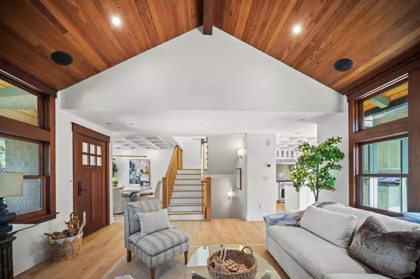 Carmel, CA 93921,0 Lincoln 3 NE of 5th Street