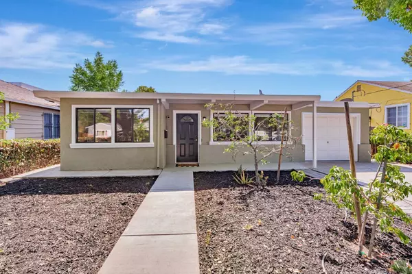 1312 Carlton Avenue, Menlo Park, CA 94025