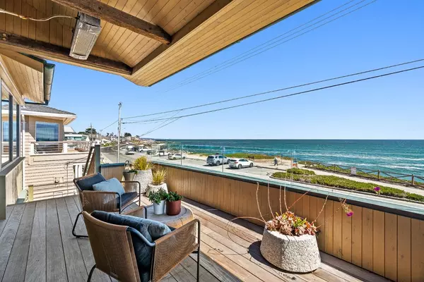 Santa Cruz, CA 95060,1122 W Cliff Drive