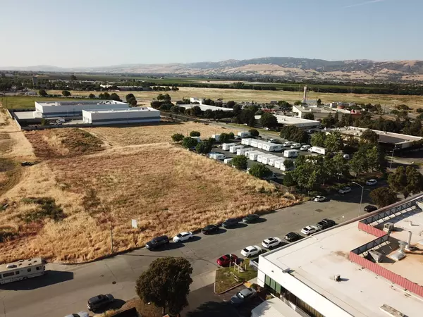 Gilroy, CA 95020,0 Holloway