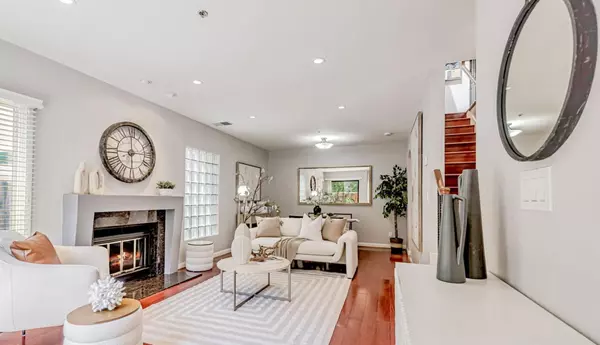 907 Cowper Street, Palo Alto, CA 94301