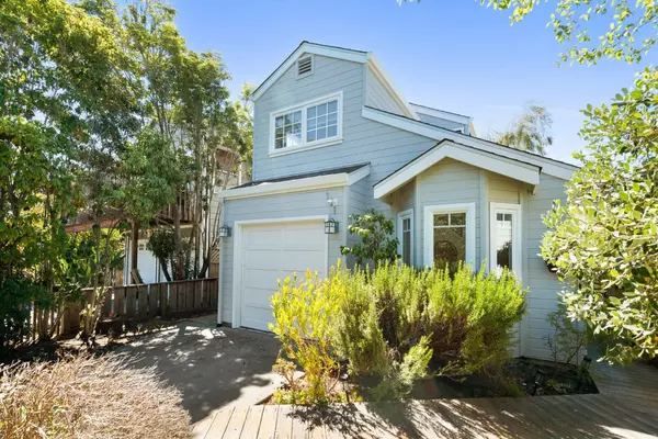 Santa Cruz, CA 95060,141 Walk Circle