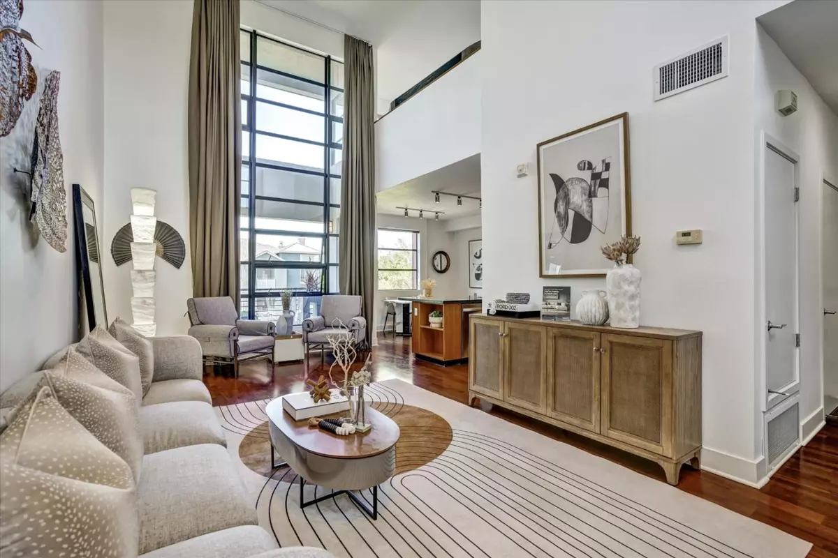 San Jose, CA 95112,350 E Mission Street #211