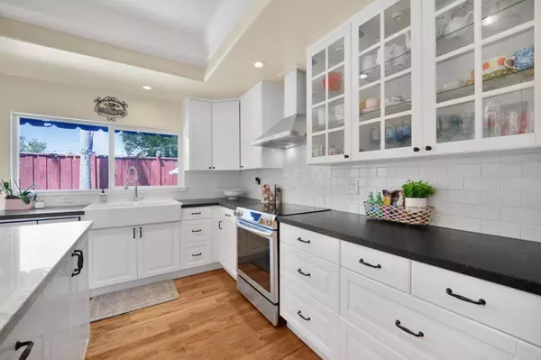 San Jose, CA 95136,3825 Wellington Square