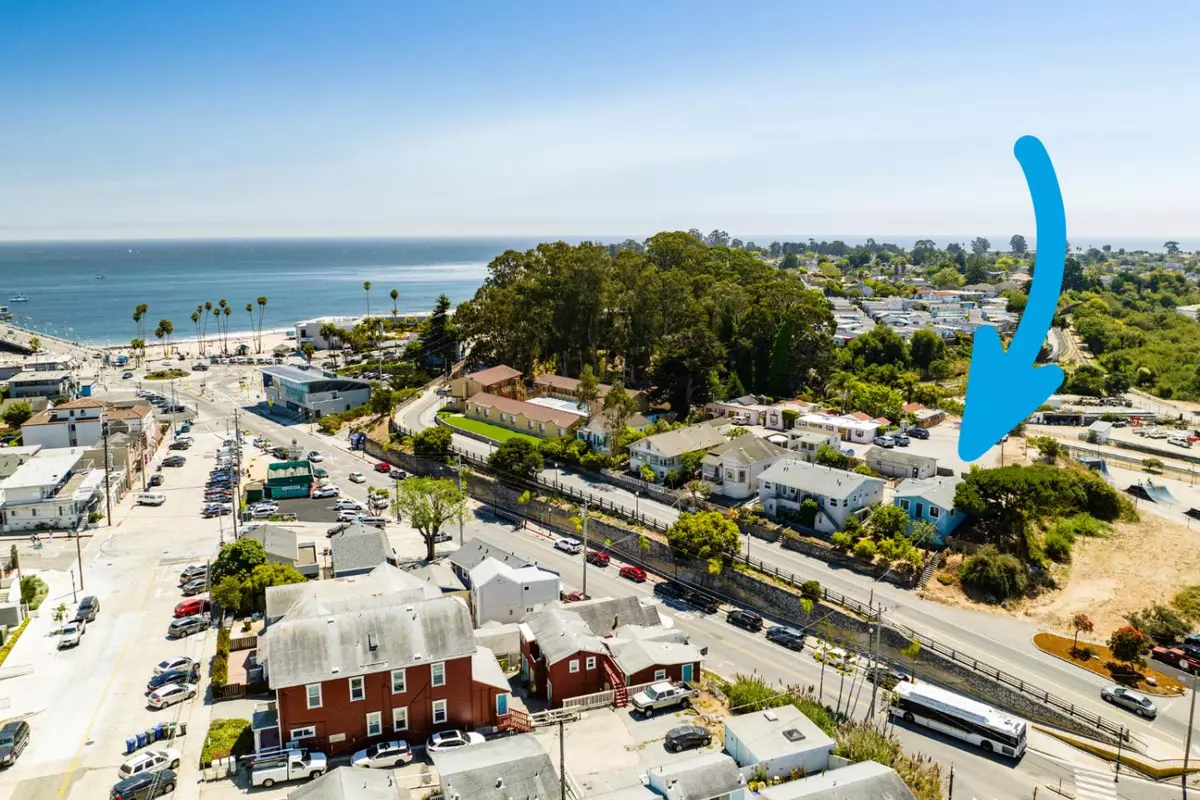Santa Cruz, CA 95060,102 W Cliff Drive