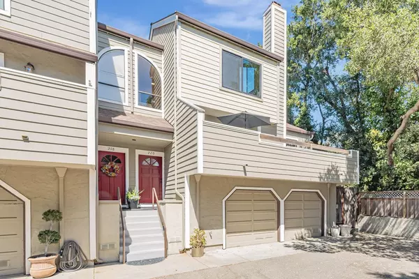 220 Milbrae Lane,  Los Gatos,  CA 95032