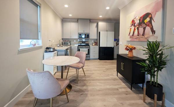 2733 Sorano #7, San Jose, CA 95111