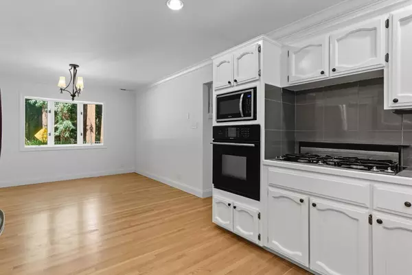 Los Gatos, CA 95033,23489 Hutchinson Road