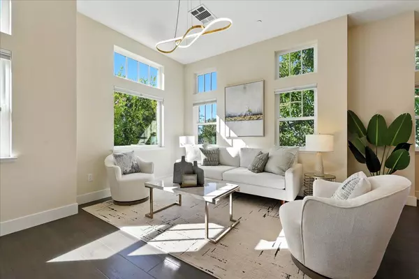 1905 Stella Street, Mountain View, CA 94043