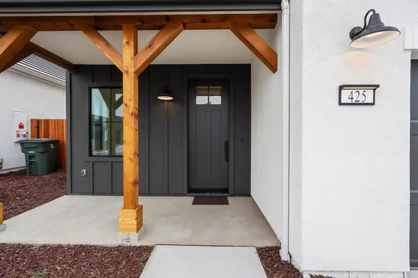 Hollister, CA 95023,425 Maria Drive