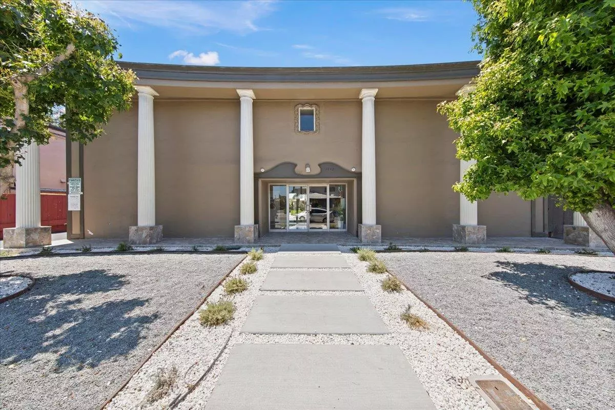 Redwood City, CA 94061,1442 Gordon Street