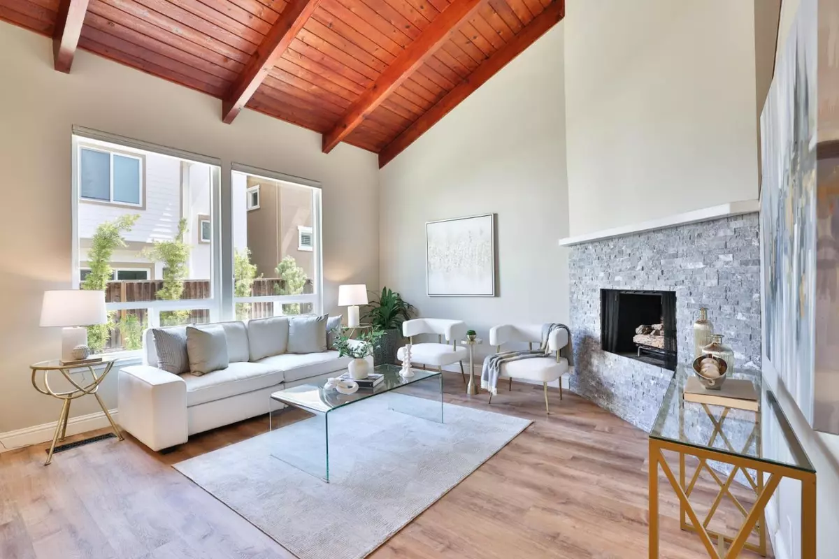 Campbell, CA 95008,216 W Rincon Avenue