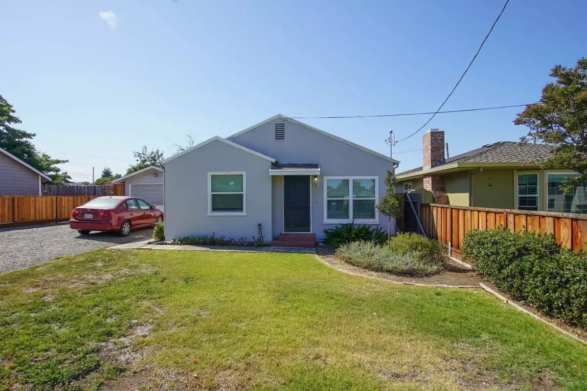 Hollister, CA 95023,931 Hillcrest Road