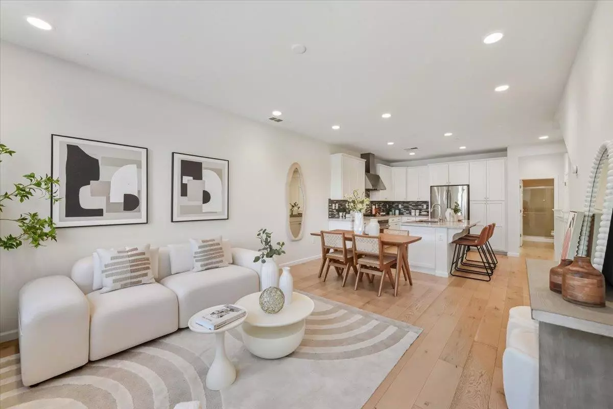 Sunnyvale, CA 94085,392 Charles Morris Terrace