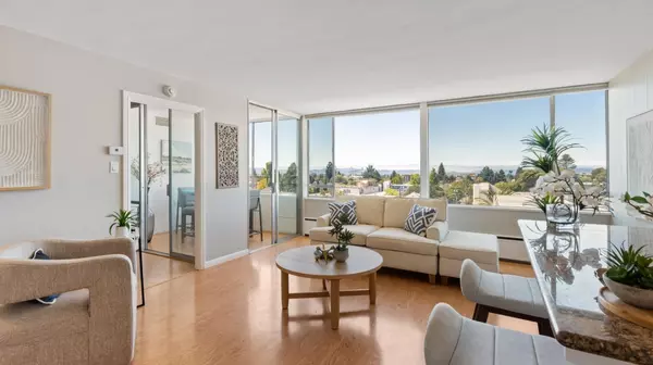 Berkeley, CA 94704,2550 Dana Street #5E