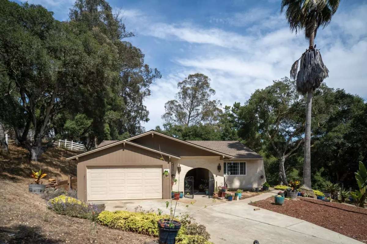 Prunedale, CA 93907,18751 Moro Road