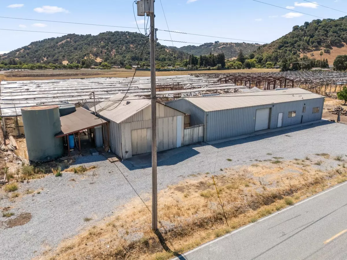 Morgan Hill, CA 95037,320 Kalana Avenue