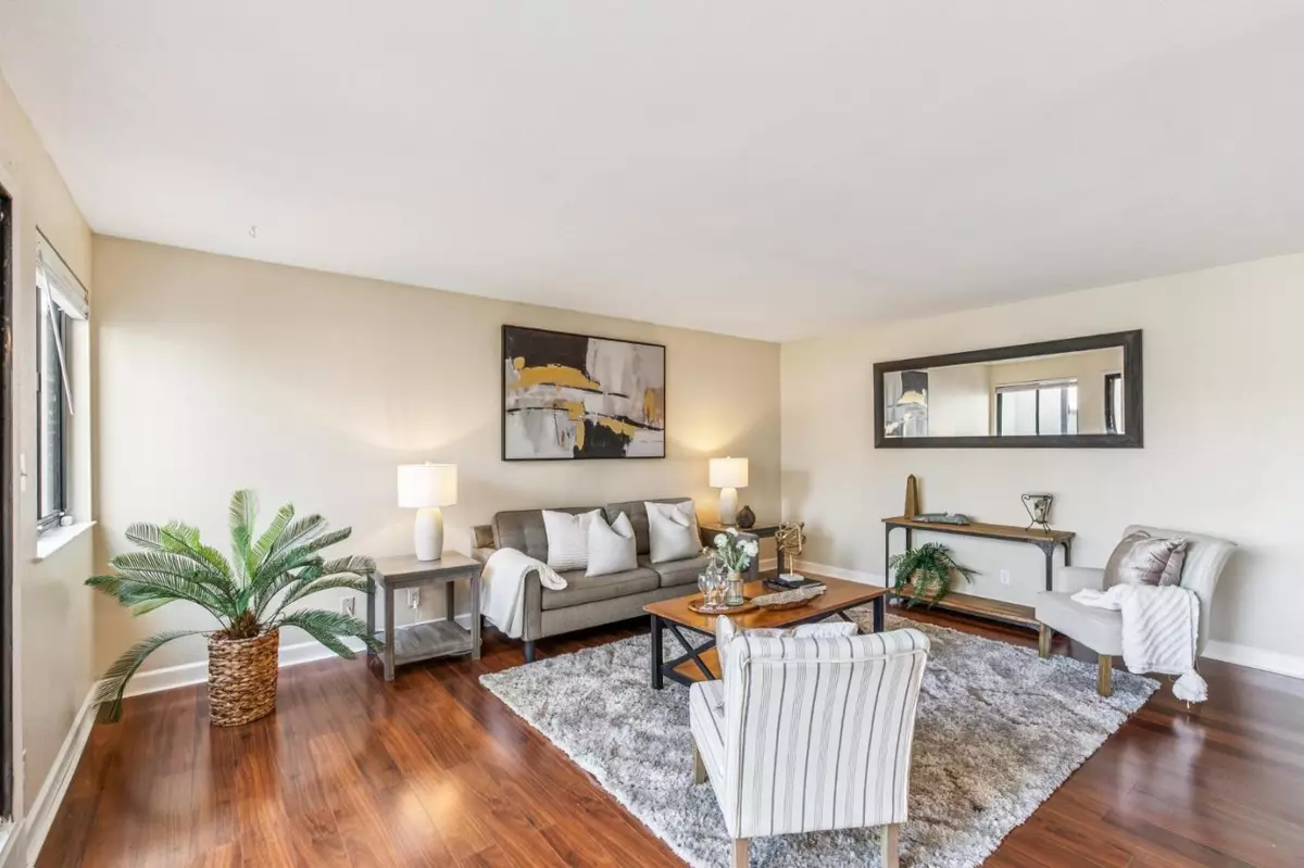 South San Francisco, CA 94080,1 Appian Way #705-1