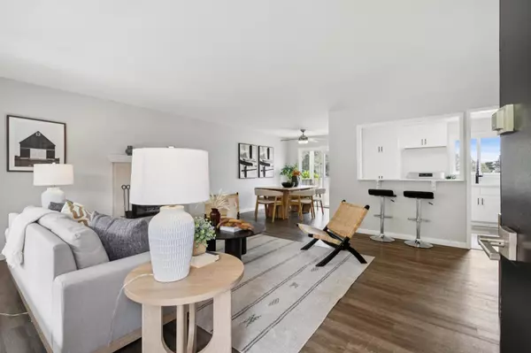 Pacifica, CA 94044,812 Burns Court