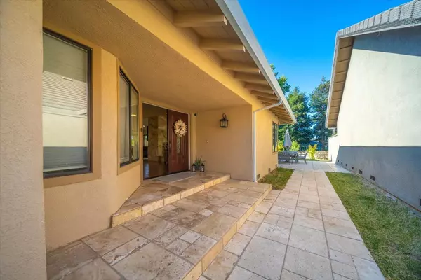 Salinas, CA 93908,14075 Mountain Quail Road