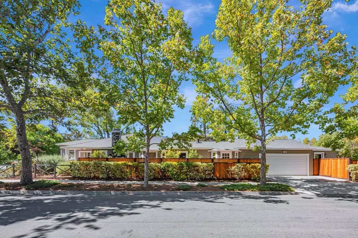 Redwood City, CA 94062,371 Jeter Street