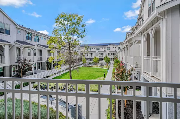 231 Oak Circle, Walnut Creek, CA 94597