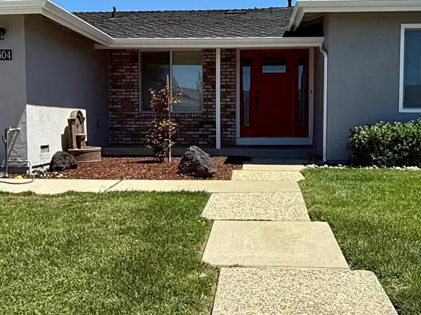 Gilroy, CA 95020,7604 Los Padres Court