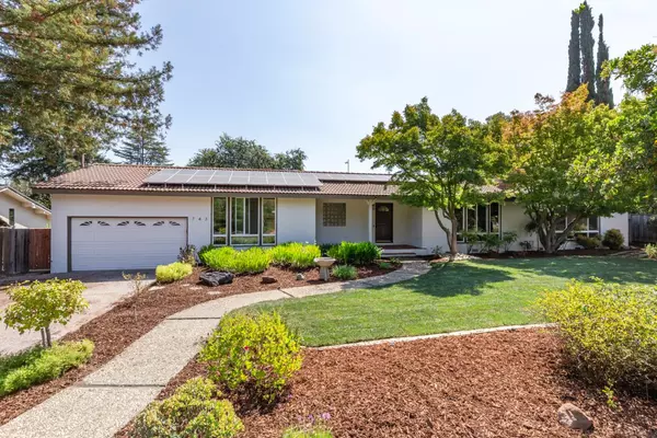 743 Santa Rita Avenue, Los Altos, CA 94022