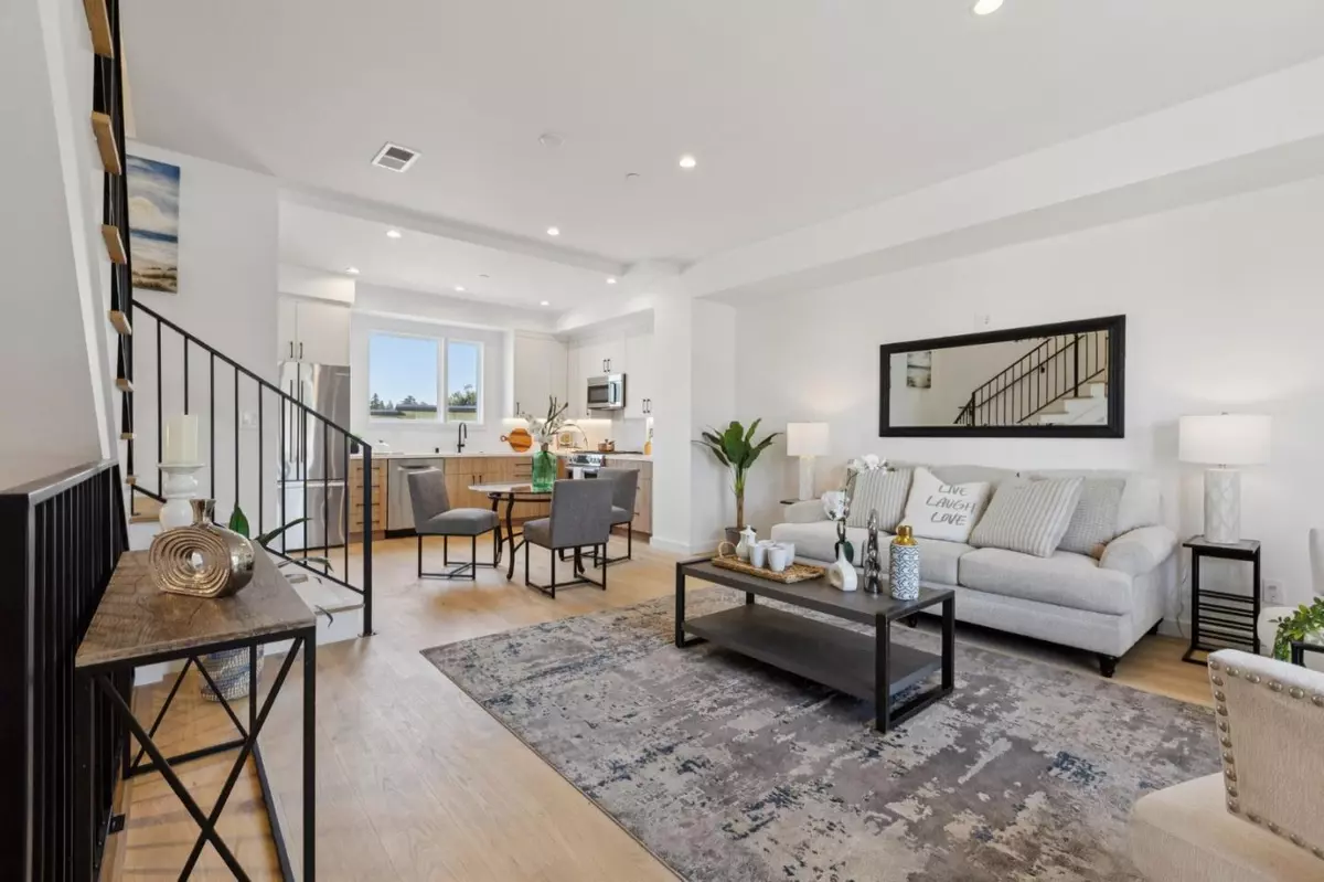 Burlingame, CA 94010,1433 Floribunda Avenue #5