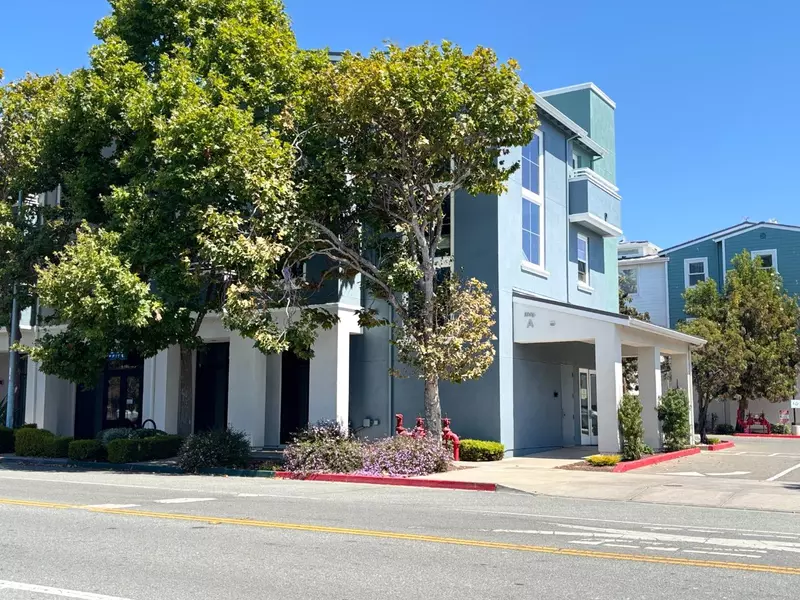 1066 41st Avenue #A202, Capitola, CA 95010
